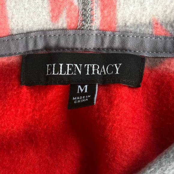 Ellen Tracy Red & Gray Aztec Print Hooded Soft Fleece Nightgown Robe Size M - Picture 7 of 13